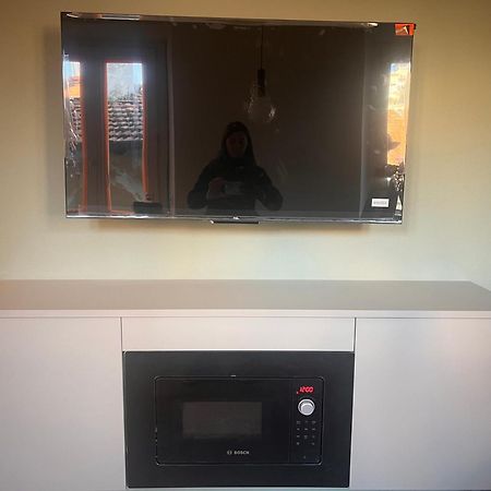 Apartment Nicole เมนาจโจ ภายนอก รูปภาพ